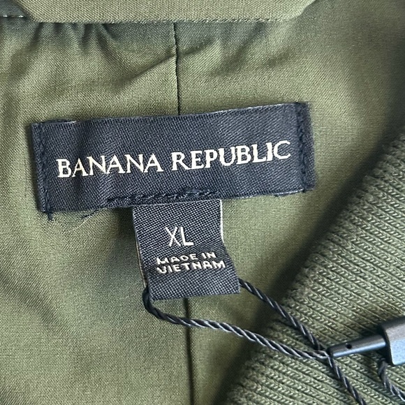 NWT Banana Republic Olive Green Bomber Jacket. Has Stretch. Size XL. - Picture 2 of 9